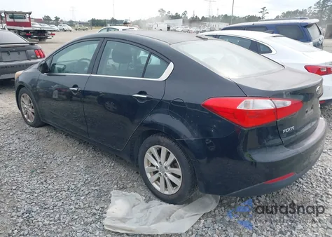 2015 Kia Forte Ex z USA, uszkodzony, nr VIN KNAFX4A86F5307067